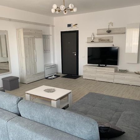 49Er Apartament Năvodari Екстериор снимка