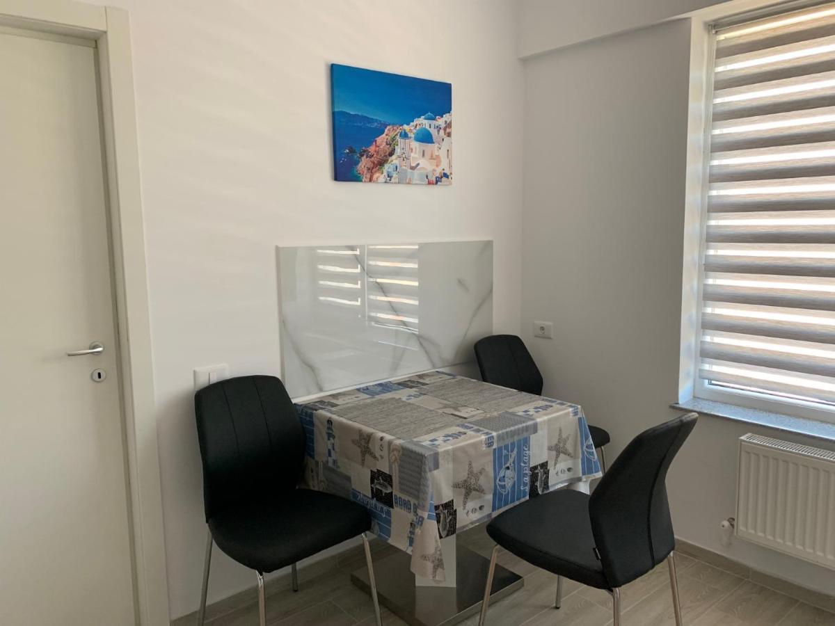 49Er Apartament Năvodari Екстериор снимка