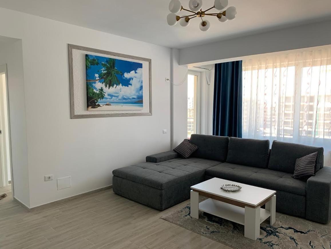 49Er Apartament Năvodari Екстериор снимка